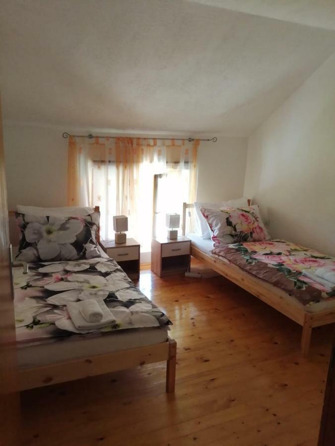 Apartman Franjicic Кореница Экстерьер фото